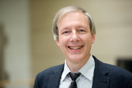 Prof. Dr. Thoms Schimmel